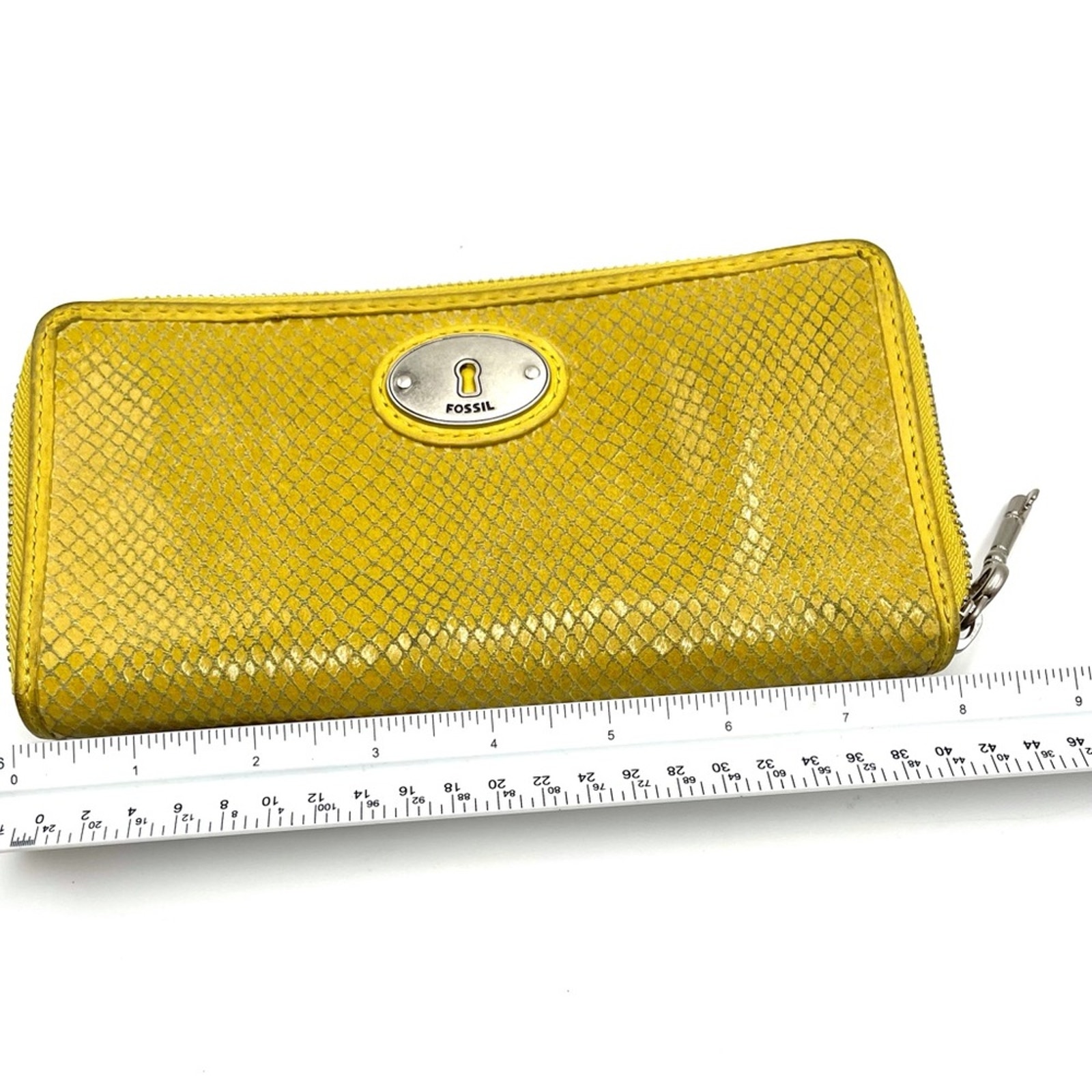Fossil Leather Wallet Lime Yellow Embossed Leather Zipper Closure Card Holder